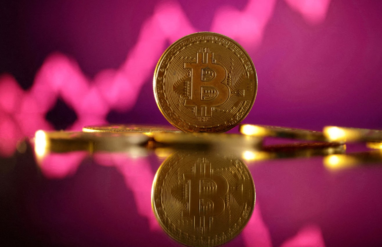 Mengapa Pemegang Bitcoin Menaruh Taruhan Besar pada FXGuys Dibandingkan Pesaing Seperti Aethir